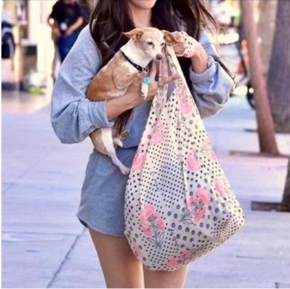 New Free People Floral Stars Slouchy Shoulder Crossbody Boho Hobo Bag.